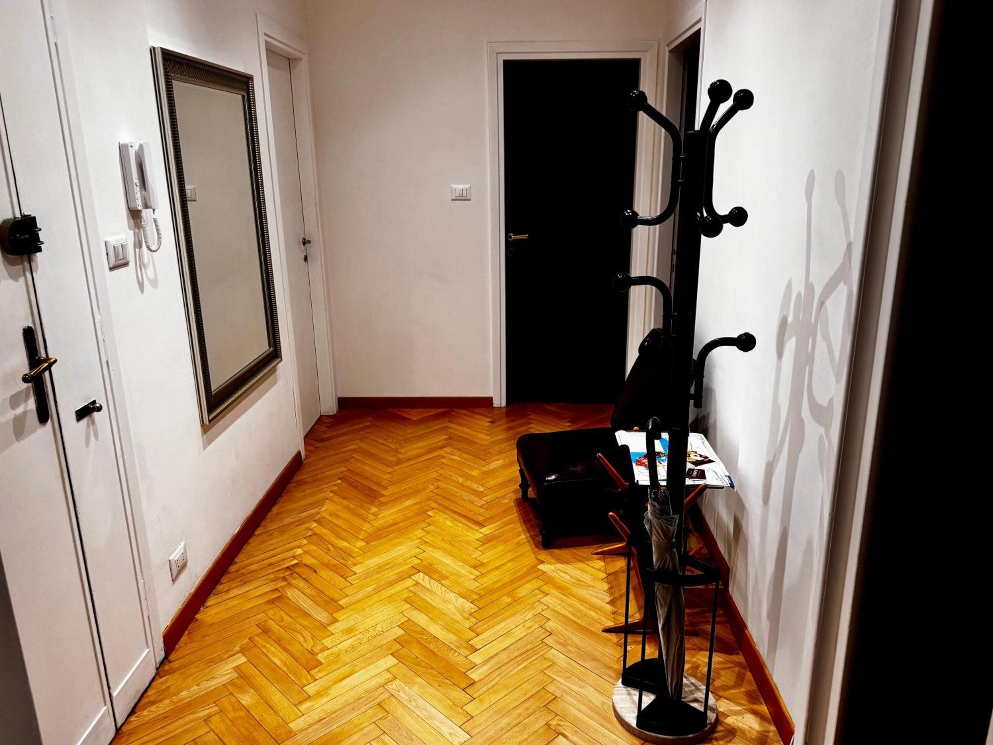 Charm & History In Trieste Luaran gambar